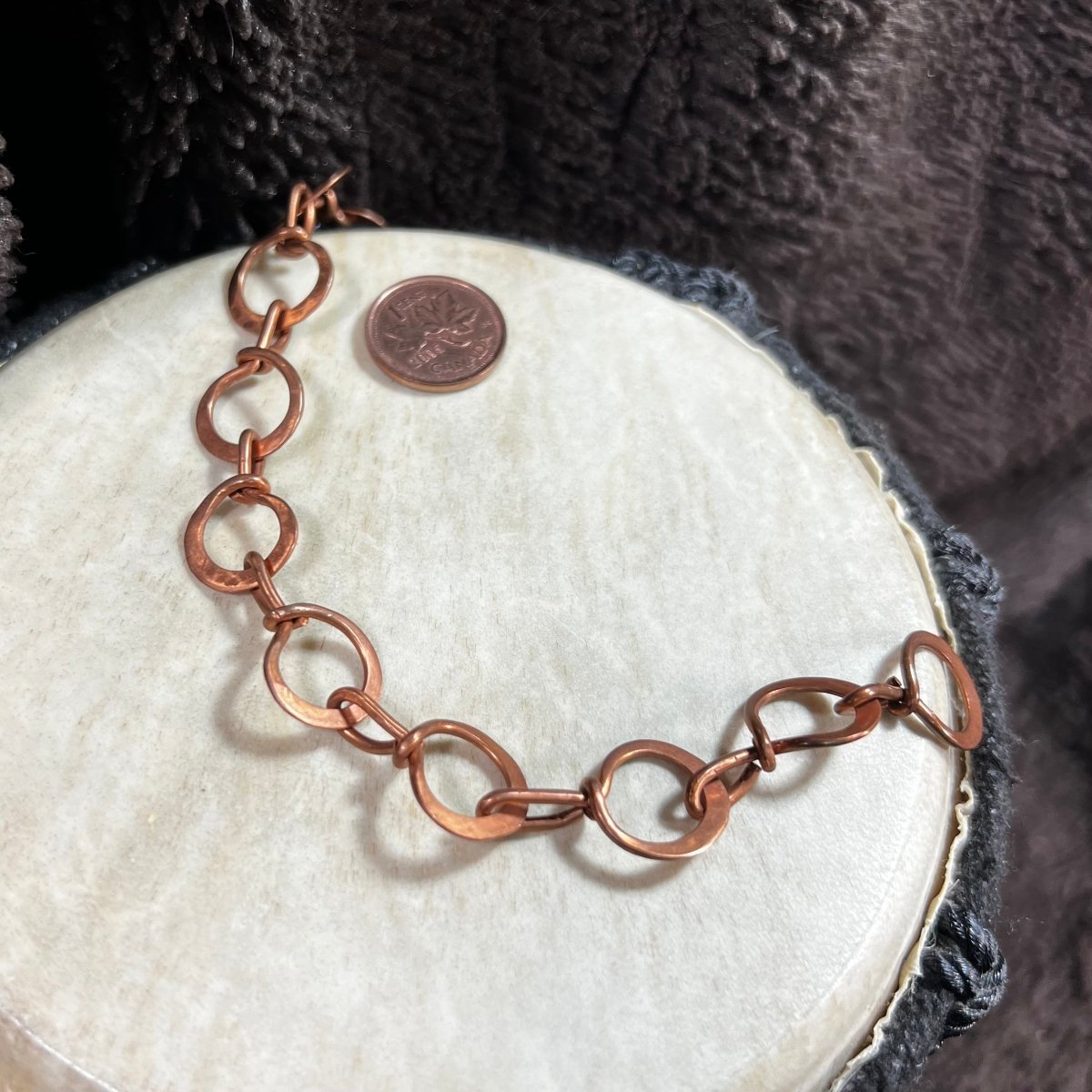 Copper bracelet with hammered circular links and handcrafted hook clasp