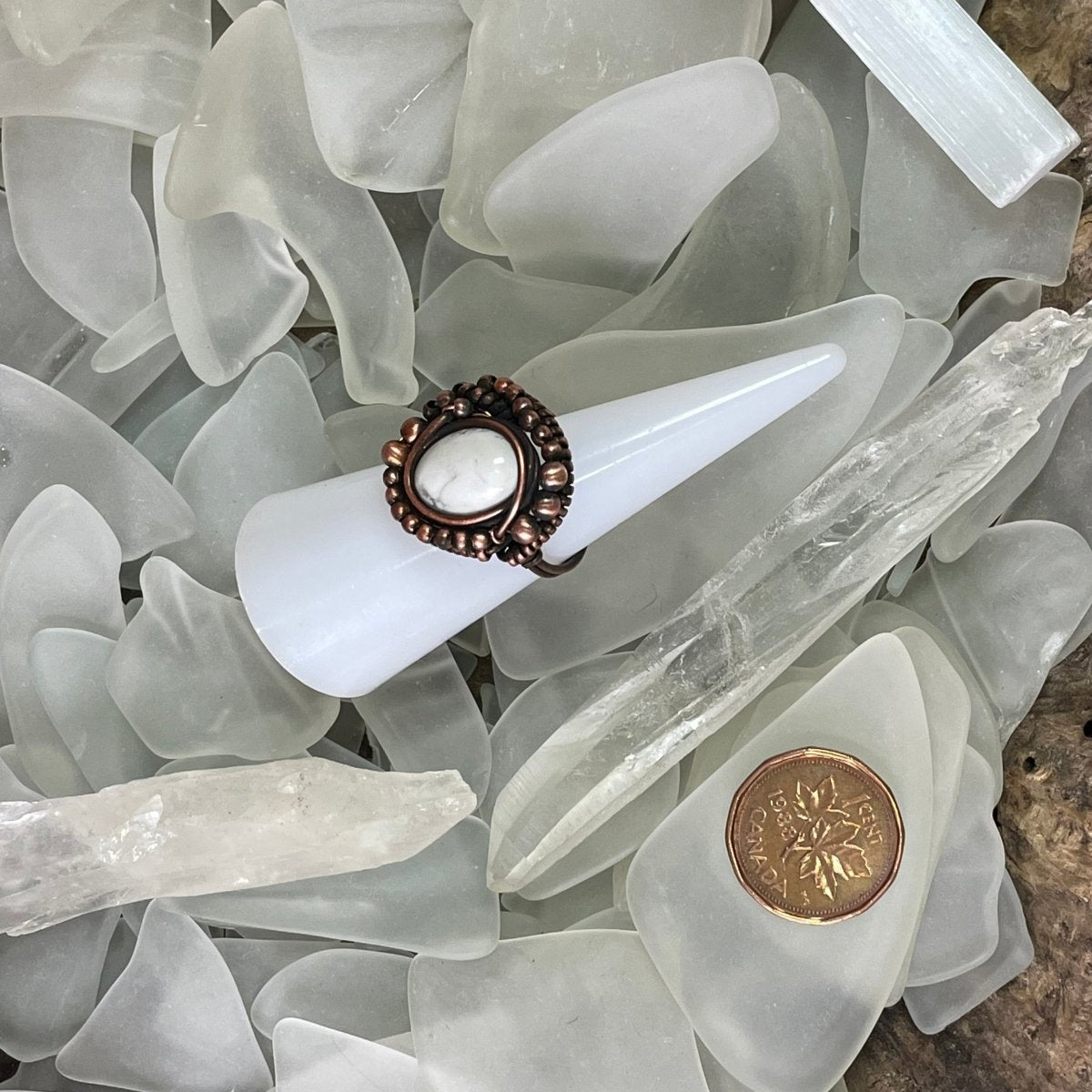 Natural Howlite and Copper Ring size 7 - Mother Of Metal - For Fingers - For Her - howlite-Rings