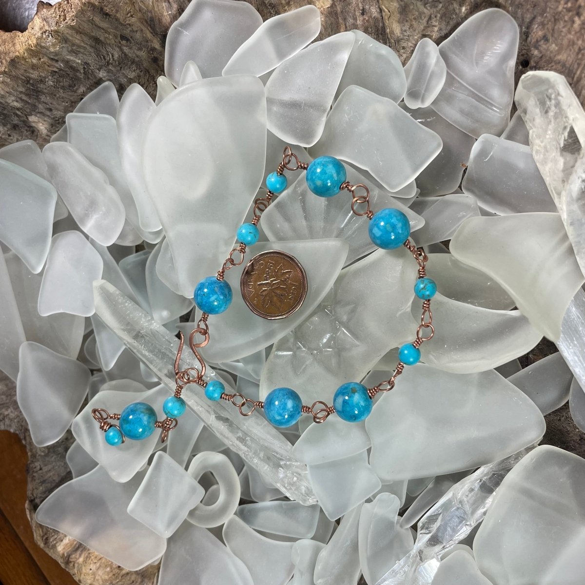 Turquoise and Magnesite Link Bracelet - Mother Of Metal - Copper - For Her - For Wrists-beaded chain links