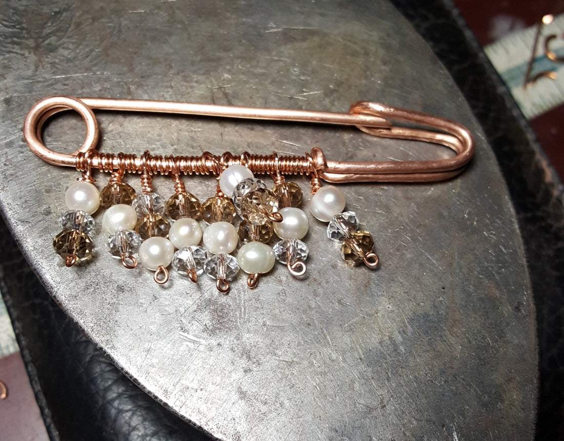 Using cultured and natural pearls in gemstone jewelry - Mother Of Metal